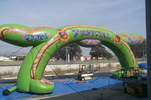 Arches & Tent Toppers giant arch